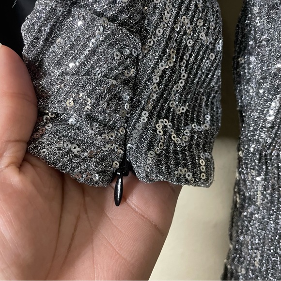 ZARA Silver Sequin Crop Top - Picture 5 of 6